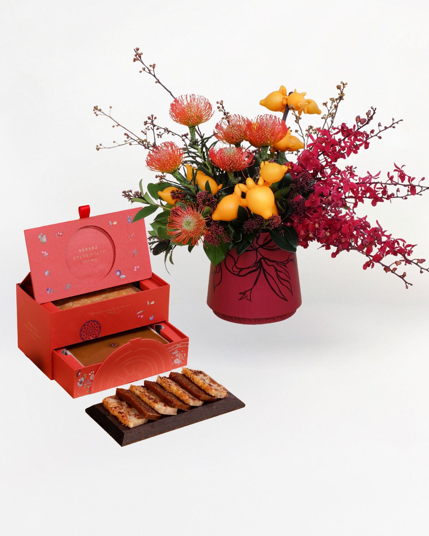 CNY gift set A - Blooms with Grand Hyatt CNY Puddings