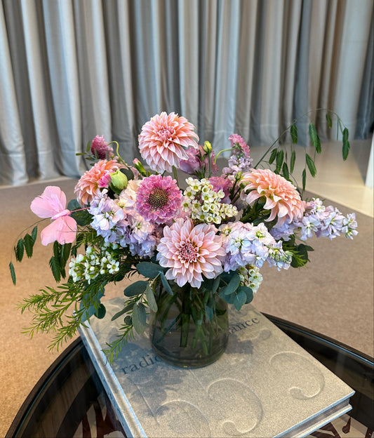 August Workshop  -  Flower in Vase (Rosewood Hong Kong)